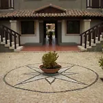 Apartment Raffaello